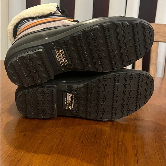 Pendleton Bridger Stripe Mid Duck Boots new Women’s Size 9 - Picture 12 of 16